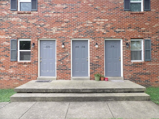 Building Photo - 218 Centennial Dr