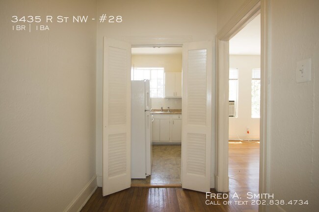 Building Photo - 3435 R St NW
