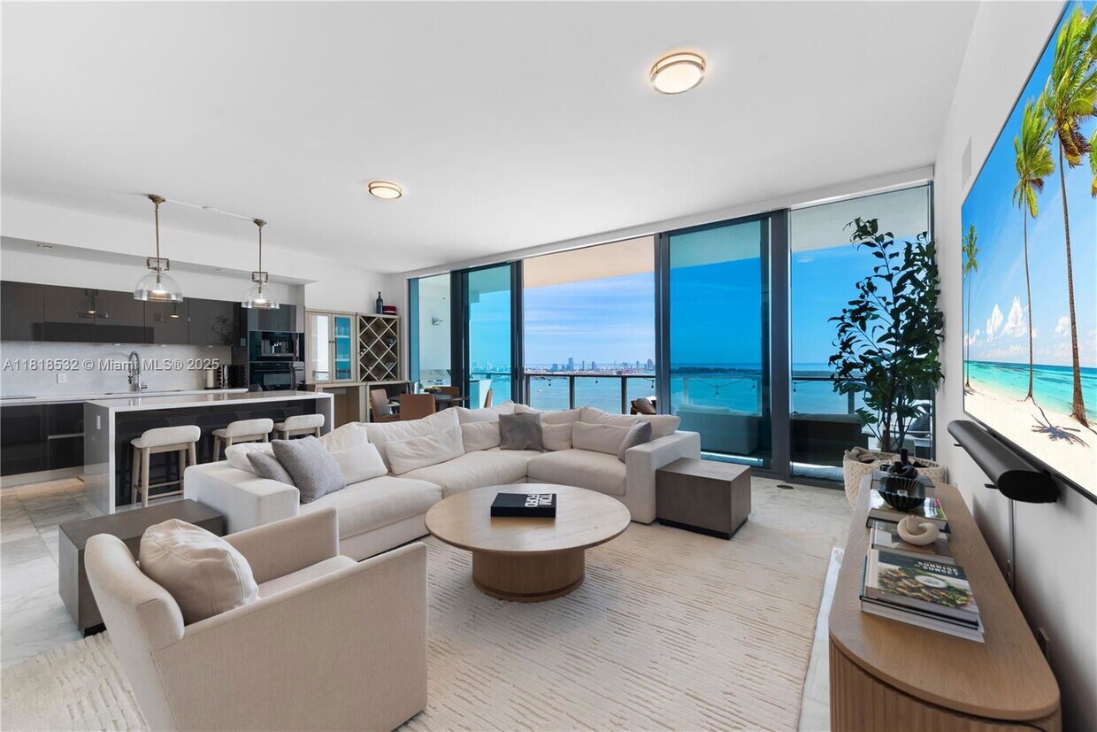 Foto principal - 1451 Brickell Ave