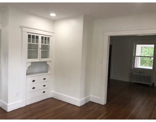 Building Photo - 138 Beltran St