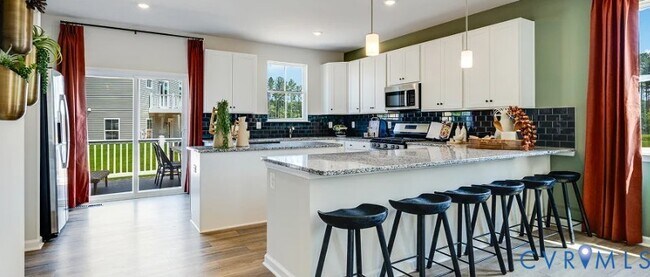 Foto del edificio - 8716 Whitman Dr