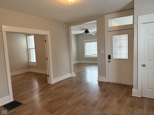 Foto del edificio - 717 Parkway Ave