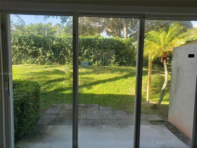 Foto del edificio - 2118 NW 171st Ter