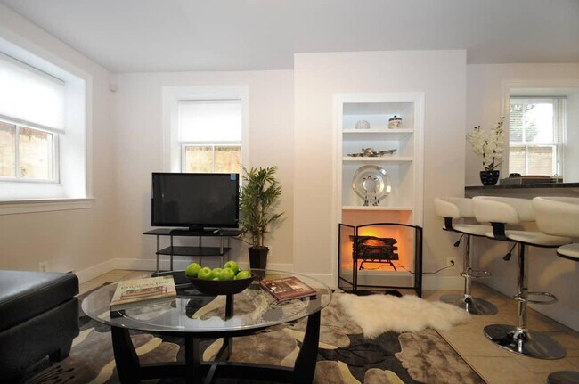 Foto del edificio - 724 East Capitol St NE