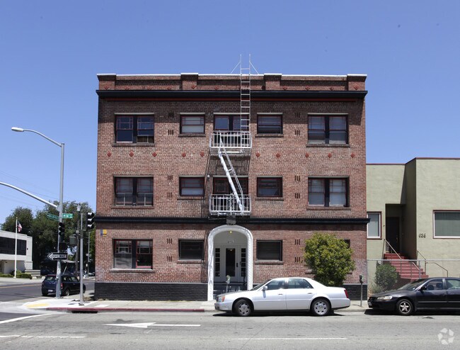 646 16th St Oakland Ca 94612 Apartments Primary Photo 646 16th St