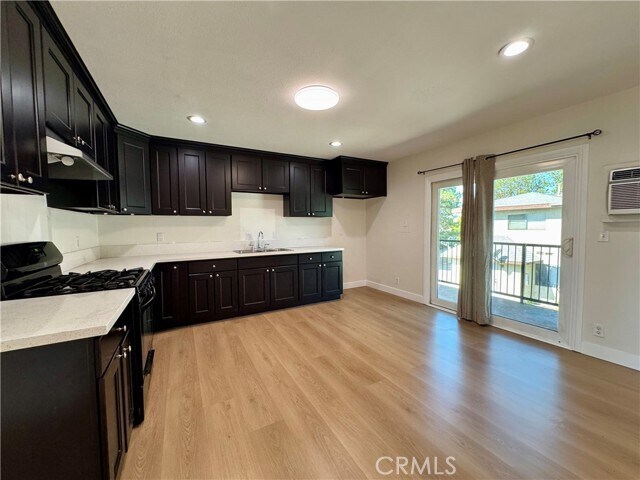 Foto del edificio - 8863 San Bernardino Rd