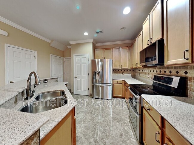 Foto del edificio - 1700 Orrington Payne Pl