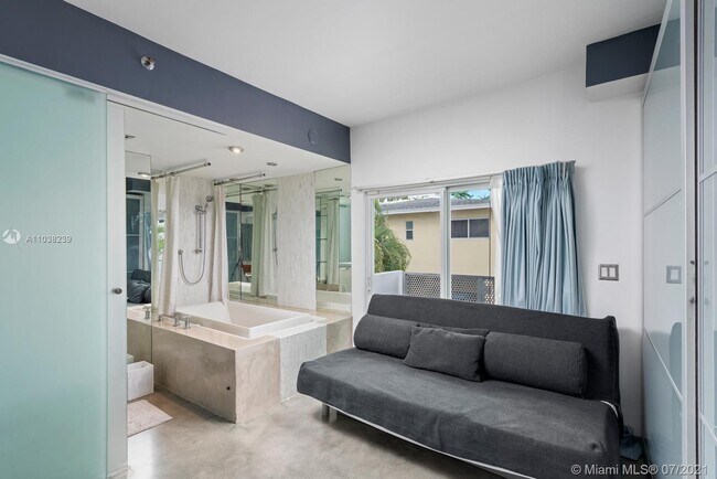 Foto del edificio - 828 3rd St