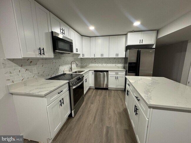Foto del edificio - 6900 Ironbridge Ln