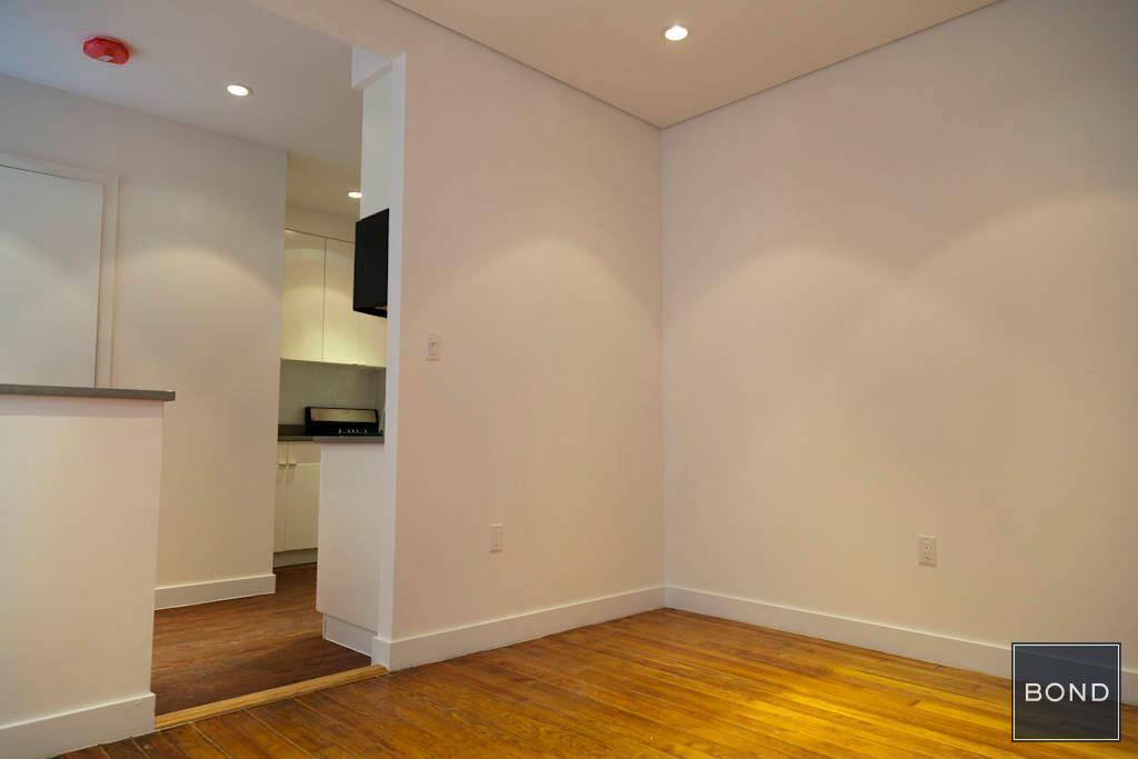 Primary Photo - 191 Grand St