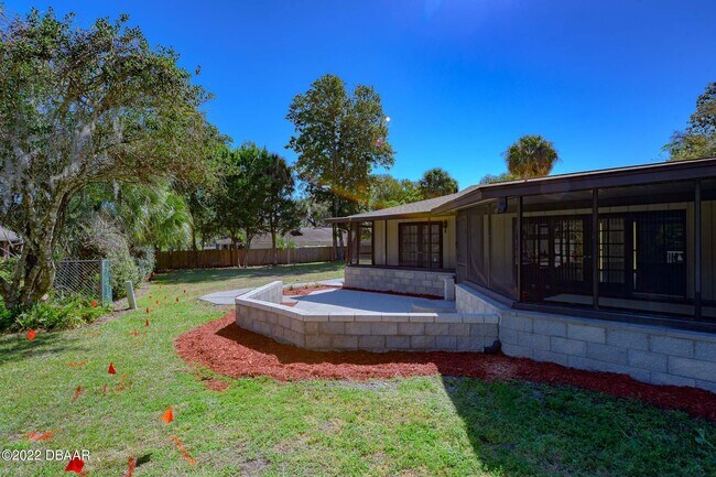 Building Photo - 907 Quail Run