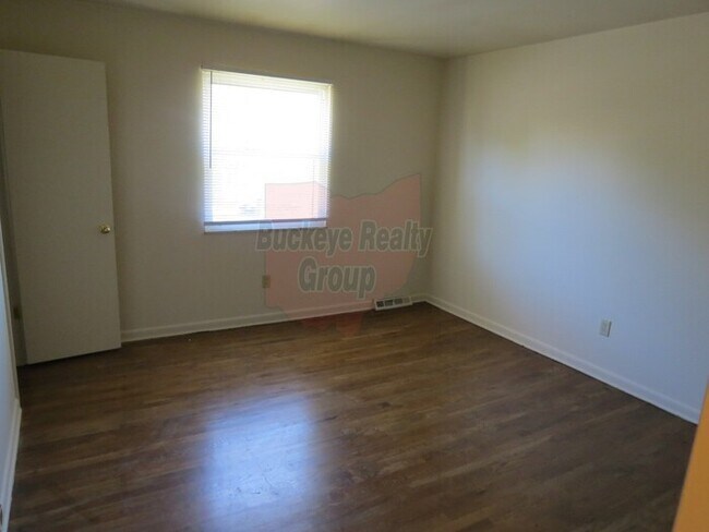 Building Photo - 1147 Mccarley Dr E Columbus, OH 43228
