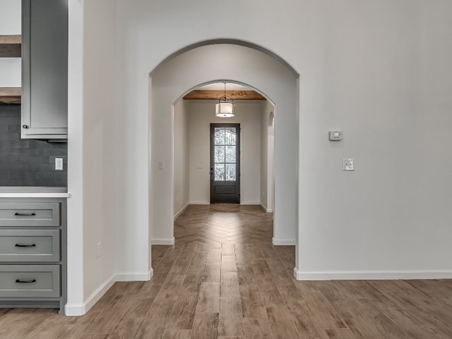 Photo - 8322 Robin Wy House