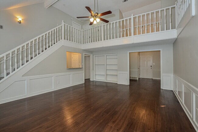 Foto del edificio - 7375 Ashley Oaks Dr