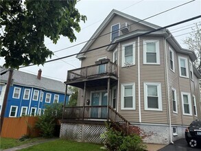 Building Photo - 9 Samoset Ave