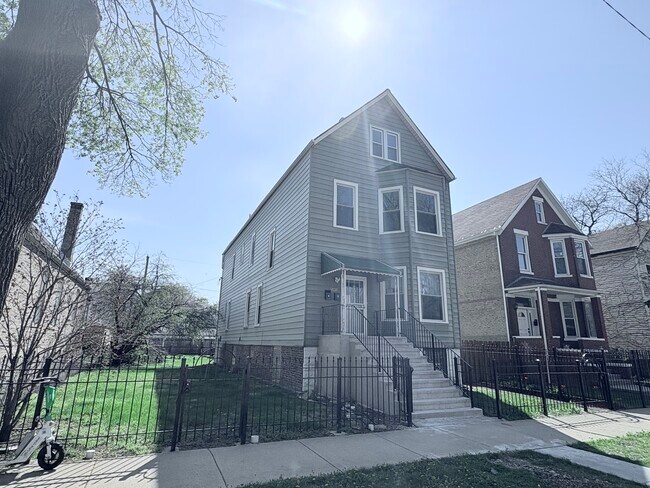Foto del edificio - 5343 S Carpenter St