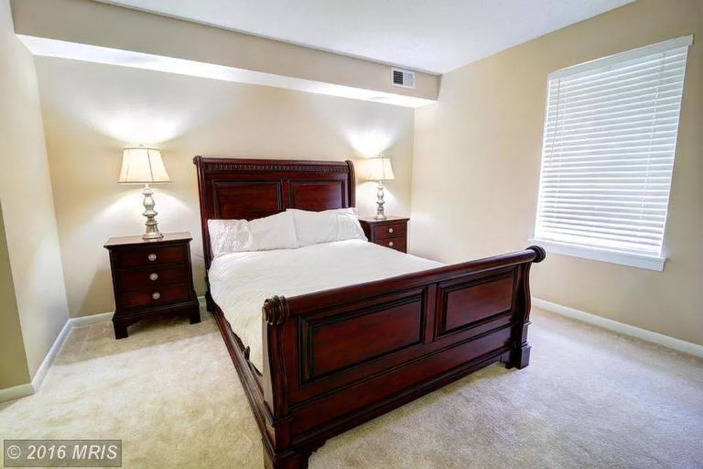 Foto principal - 11627 Stoneview Sq