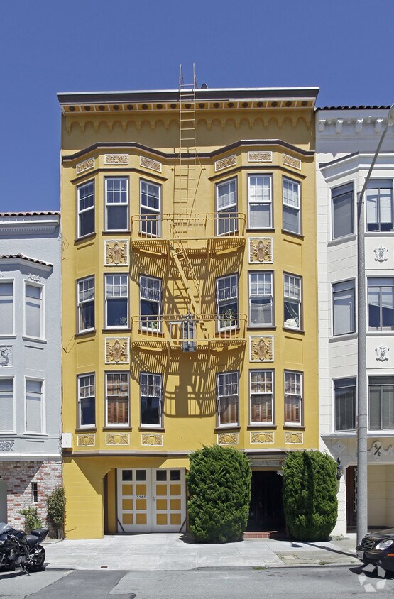 Primary Photo - 3560 Pierce St