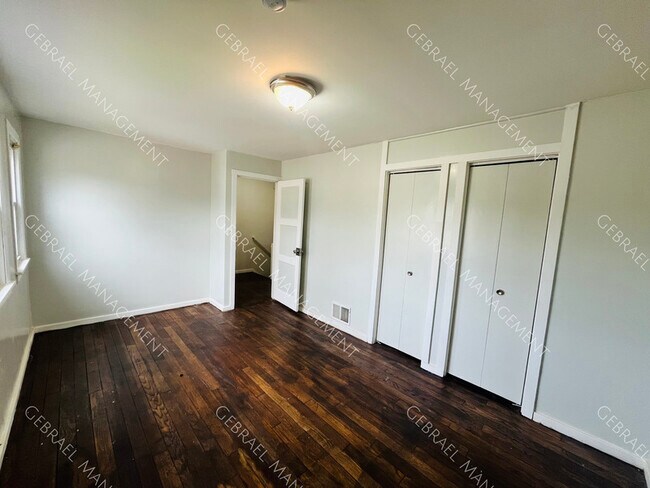 Building Photo - 2036 Dryden St