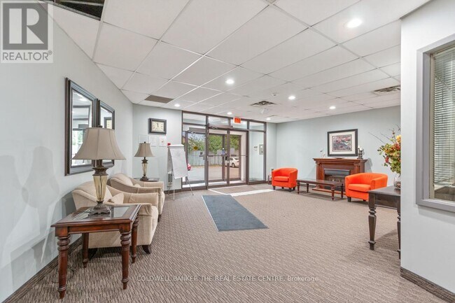 Photo du bâtiment - 166 Olive St