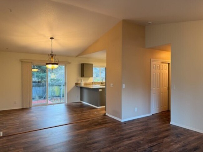 Foto del edificio - Home in Hayden