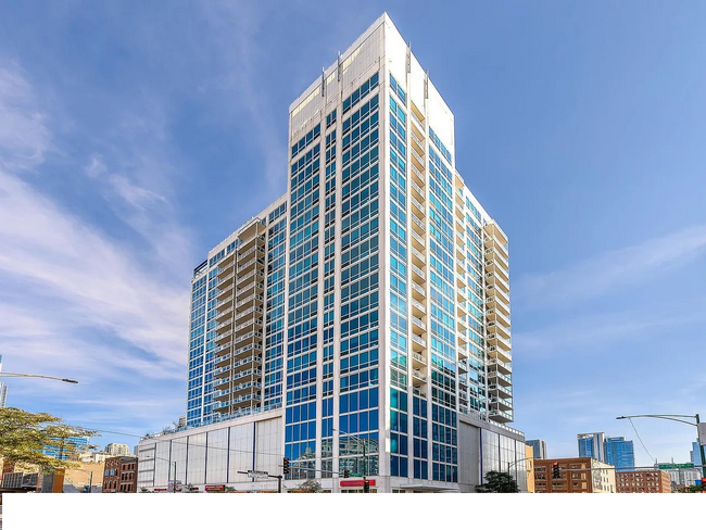 Building Photo - 757 N Orleans St