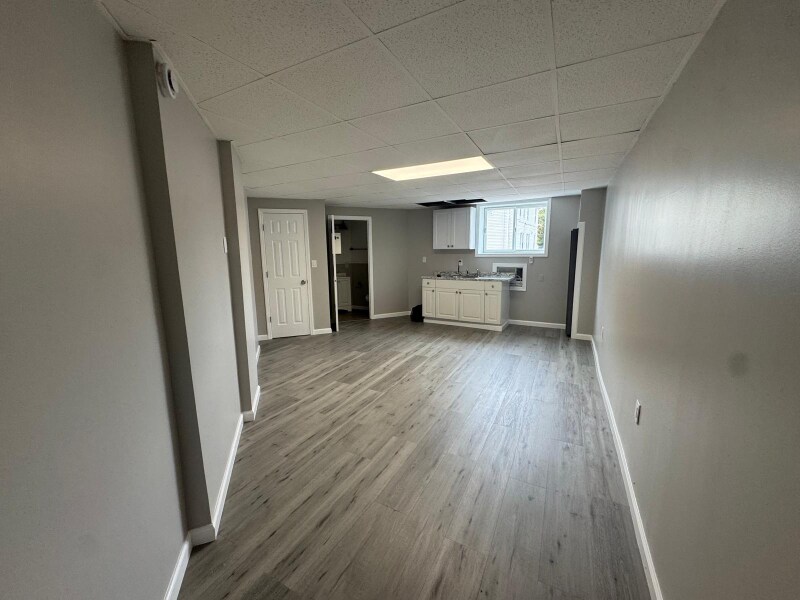 Foto principal - 79 Whitehead Ave