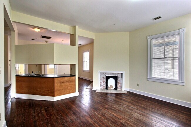 Foto del edificio - 210 E 33rd St