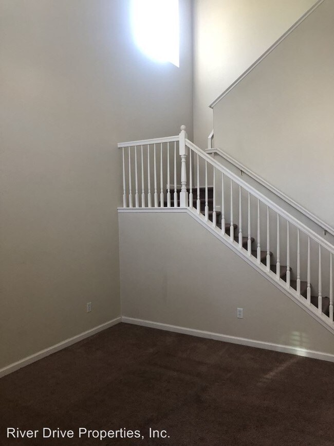 Foto del edificio - 4 br, 2.5 bath House - 497 Azalea Ct