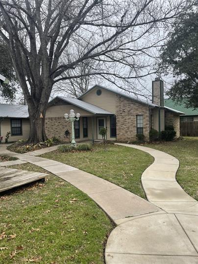 Primary Photo - 728 W San Antonio St