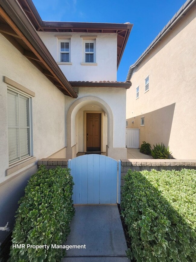 Building Photo - Gorgeous single family home in Chino
