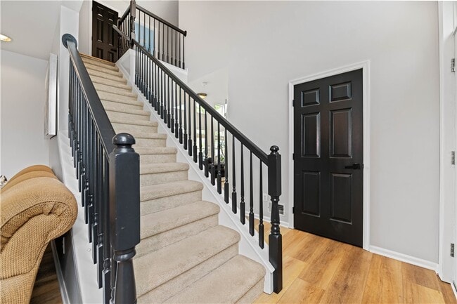 Building Photo - 636 Yardley Ct