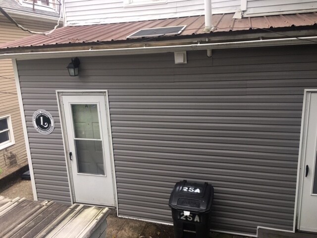 Building Photo - 25 N Congress St