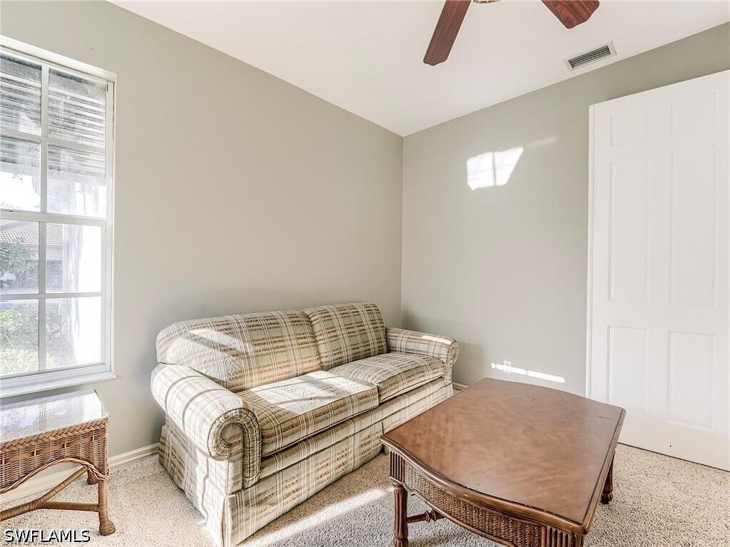 Foto del edificio - 8529 Fairway Bend Dr