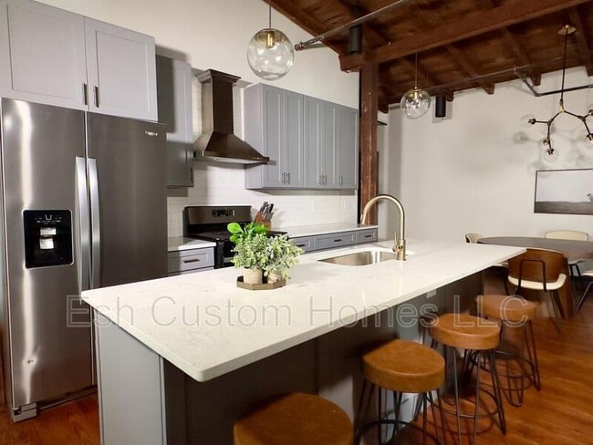 Foto del edificio - 437 W Grant St