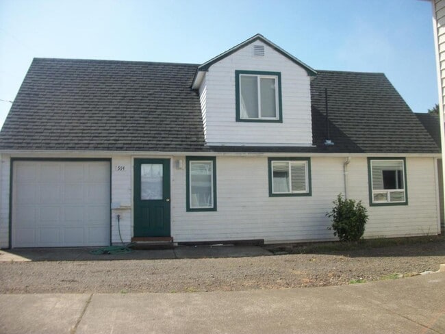 Building Photo - 914 SW Waziyata Ave