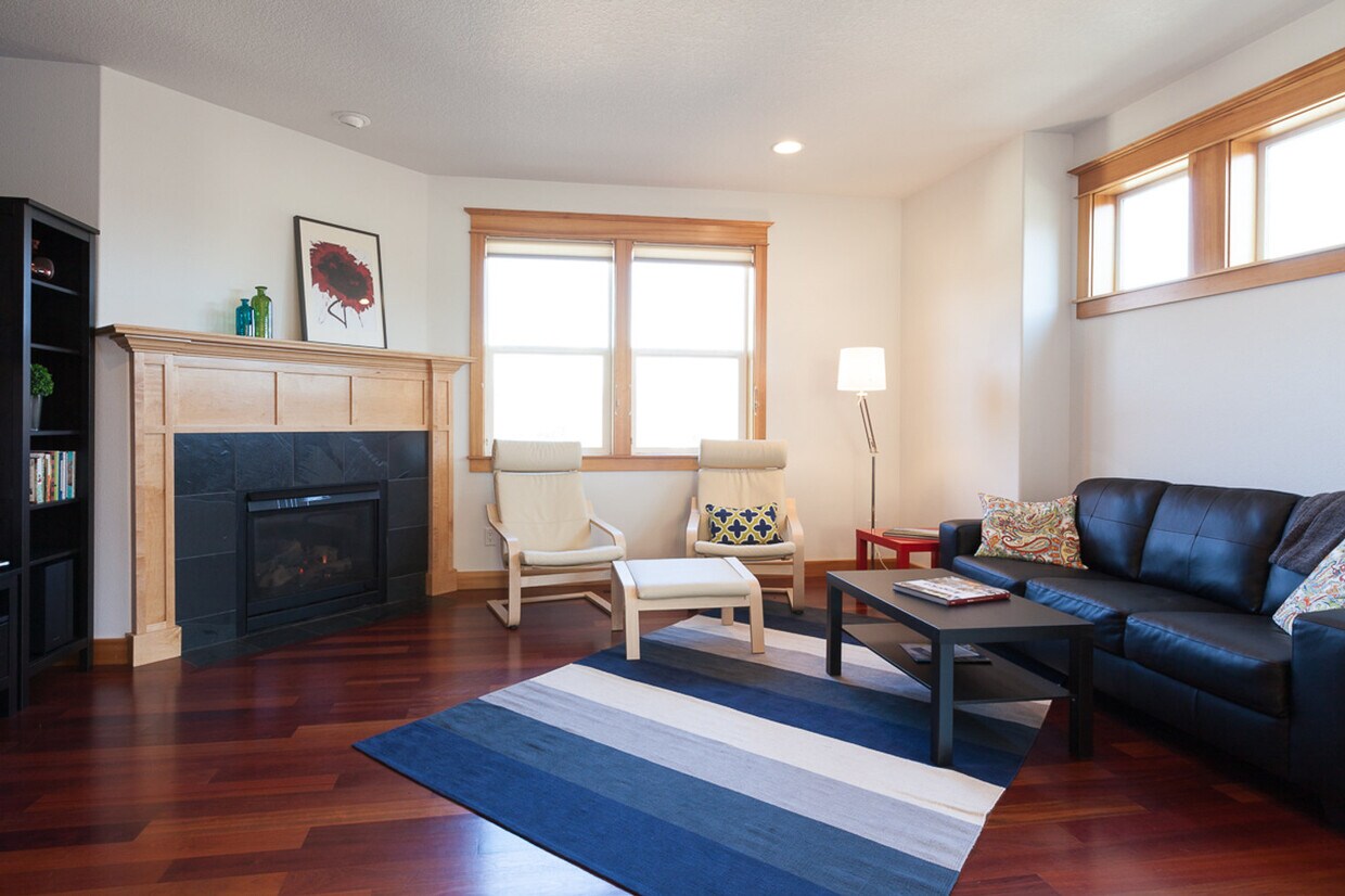 Foto principal - 1530 Wasco St