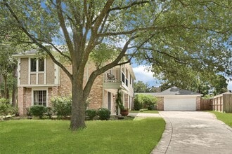 Building Photo - 6018 Gnarled Oaks Ct