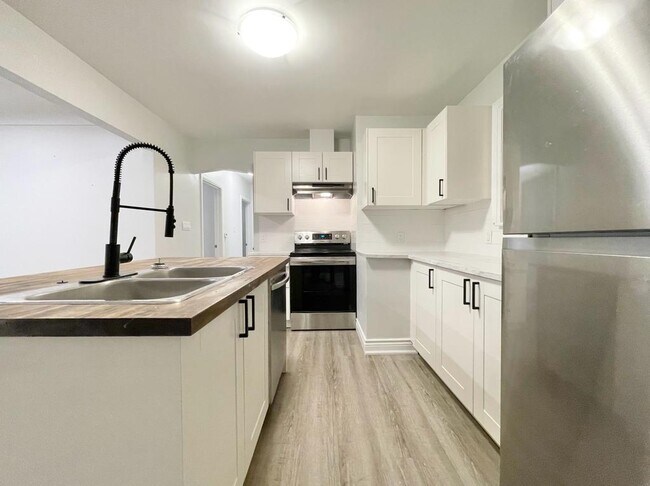 Photo du bâtiment - 353 E 28th St