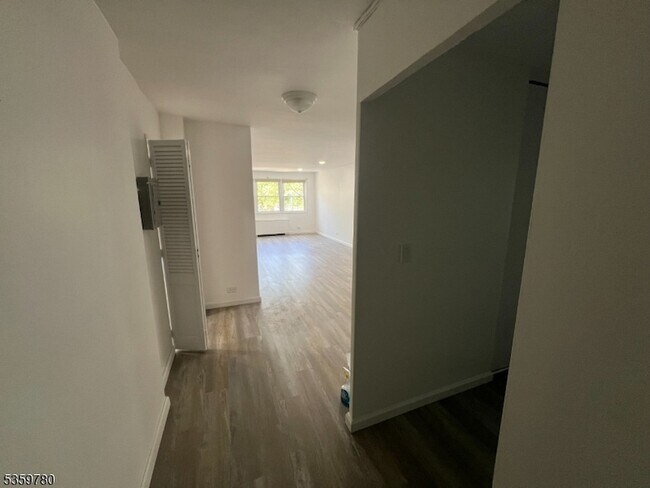 Foto del edificio - 39 E 39th St