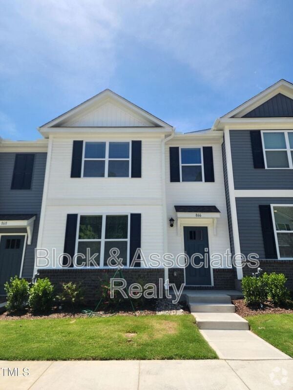 Building Photo - 866 Old Tarboro Rd
