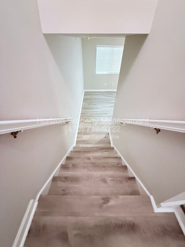 Foto del edificio - 4005 Hidden Hollow Dr