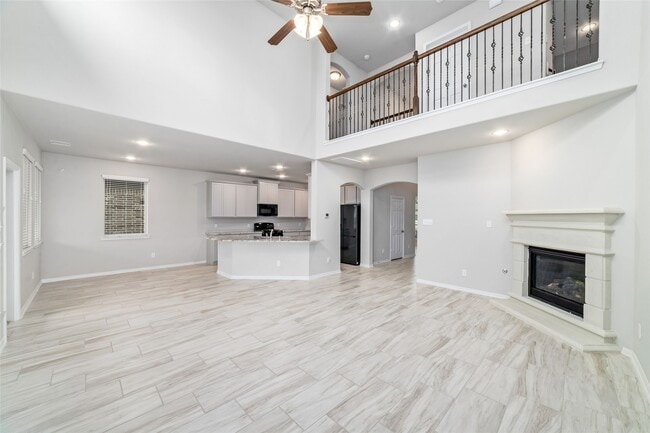 Foto del edificio - 4919 Vly White Oak Ln