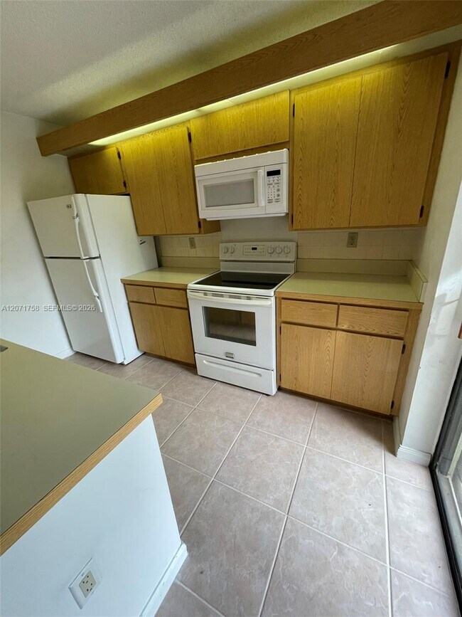 Foto del edificio - 6902 69th Way