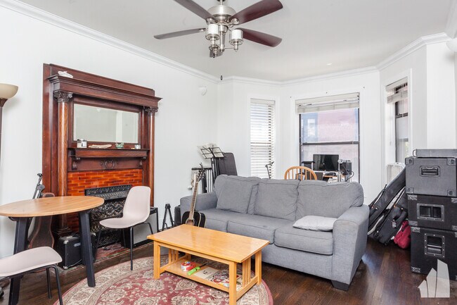 Foto del edificio - 2959 N Halsted St