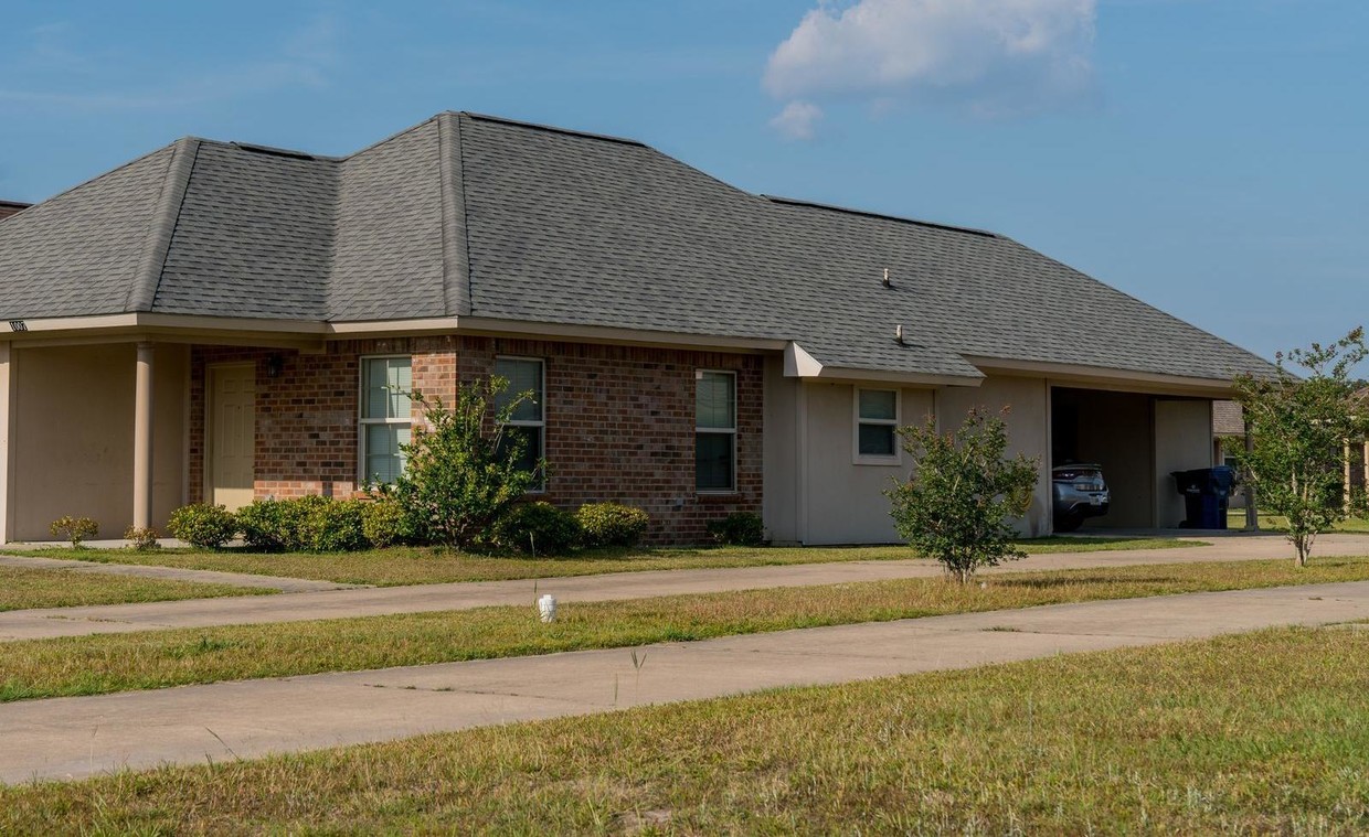 Building Photo - Monet Acres Estates II