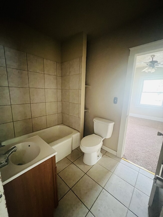 Building Photo - Charming 2-Bedroom Home with Detached Gara...
