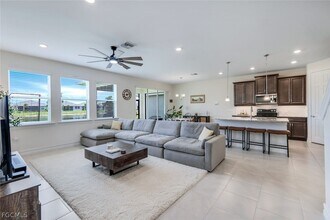 Building Photo - 421 Coral Reef Pl