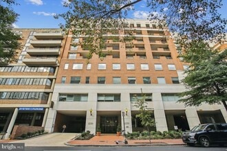 Building Photo - 1230 23rd St NW