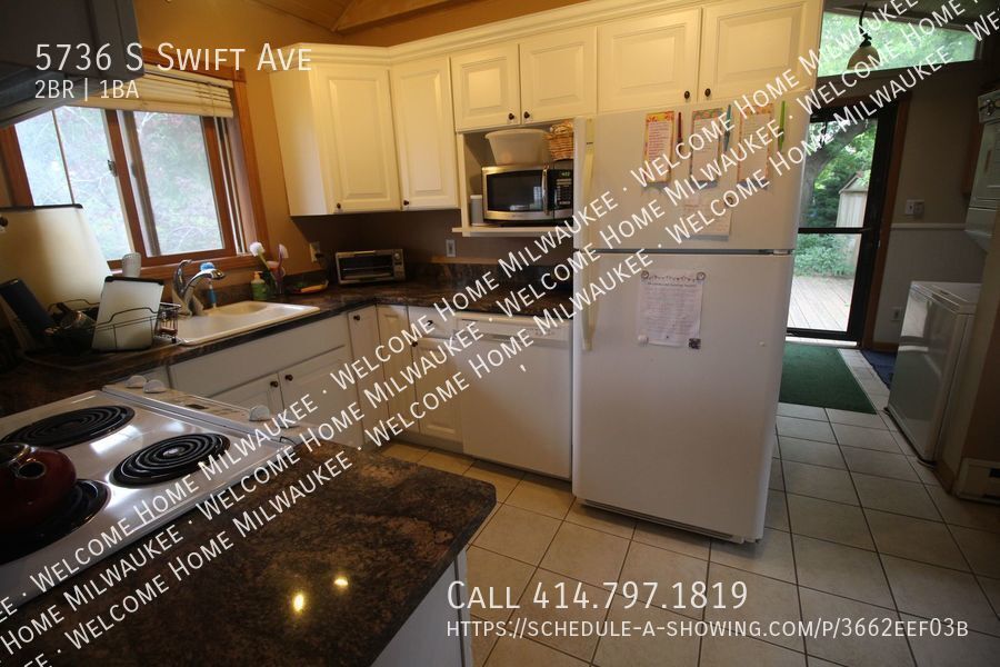 Primary Photo - Gorgeous 2 Bedroom Single Family Home In C...